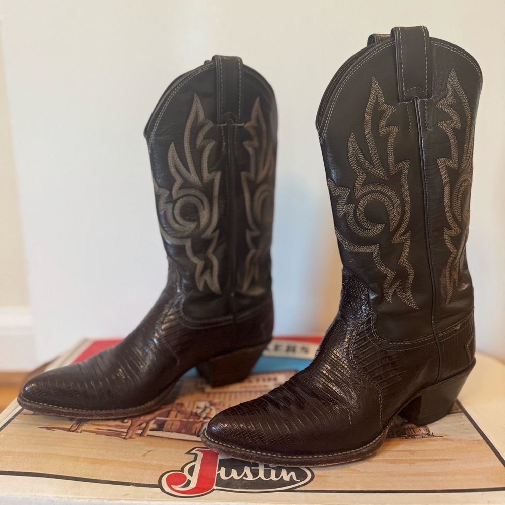Justin Boots Women’s Chocolate Iguana Leather Cowboy Boots